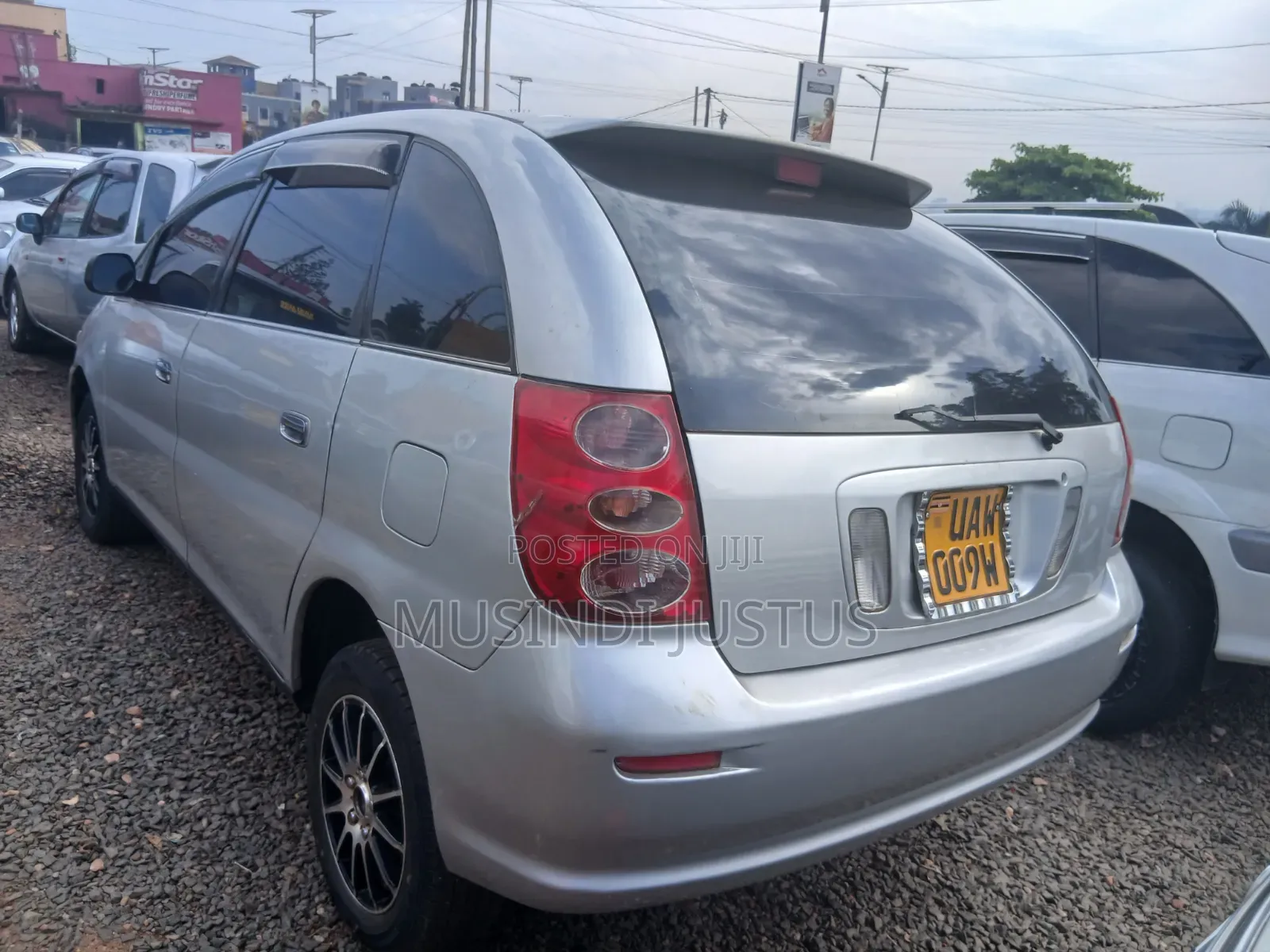 Toyota Nadia 2001 Silver