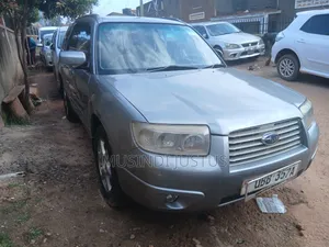 Subaru Forester 2004 Gray