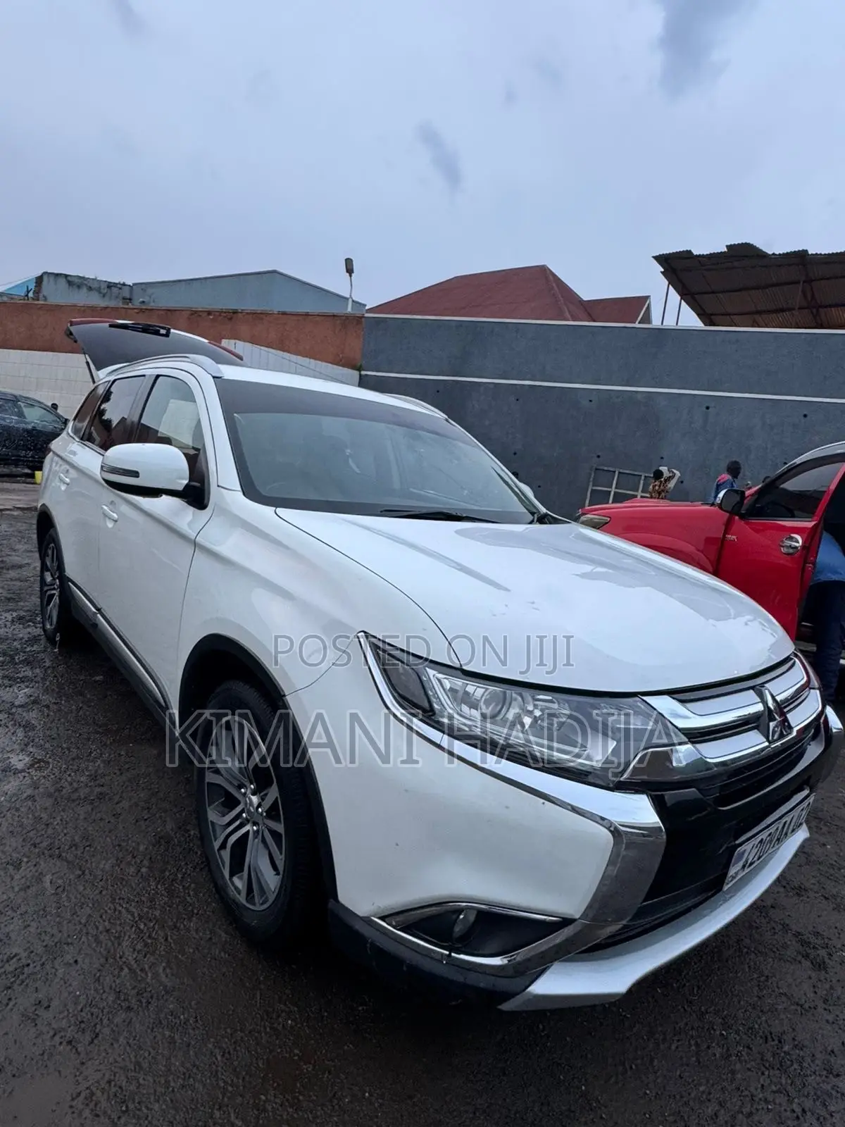 Mitsubishi Outlander 2016 White