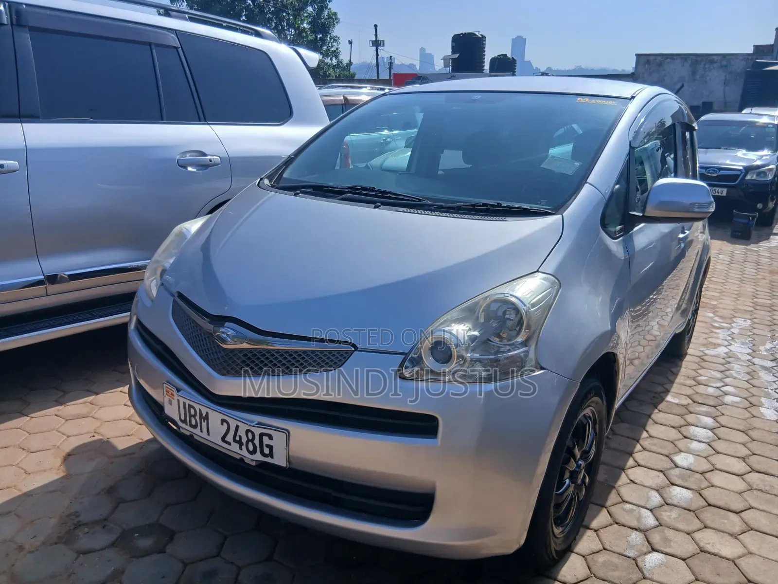 Toyota Ractis 2008 Silver