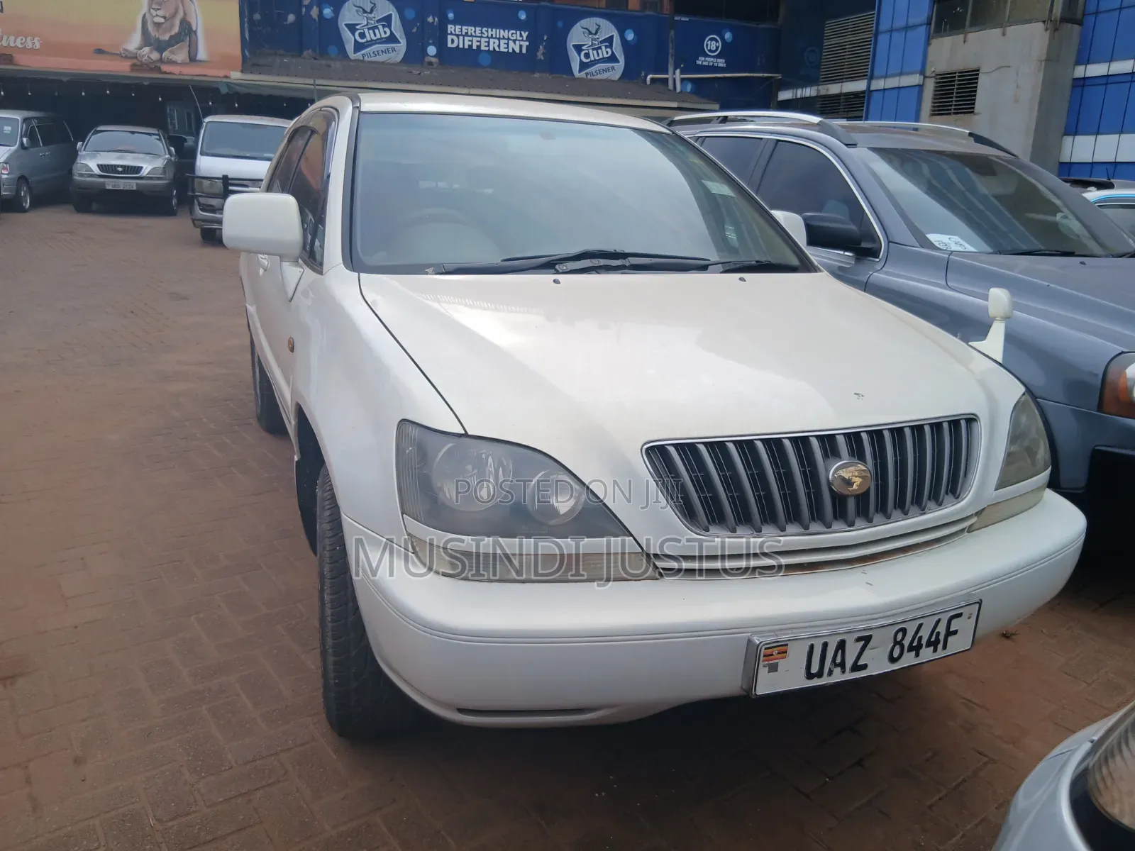 Toyota Harrier 2003 White