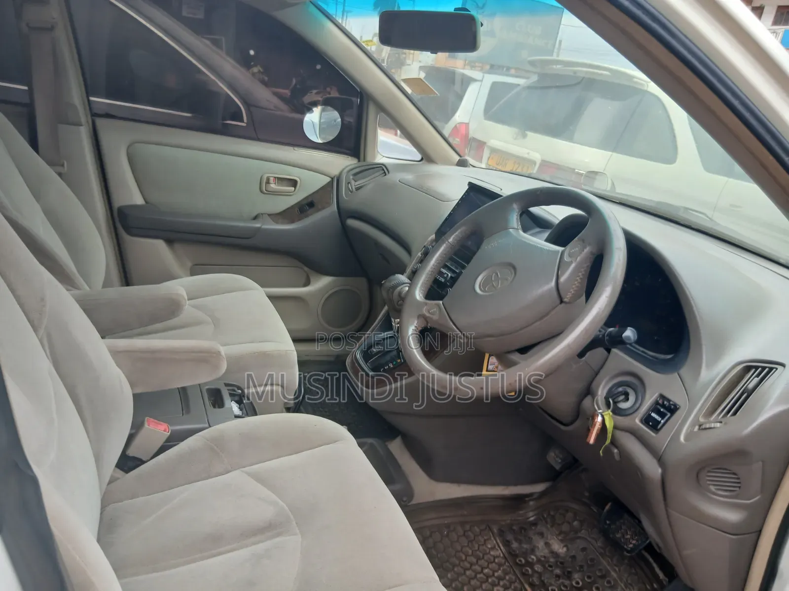 Toyota Harrier 2003 White
