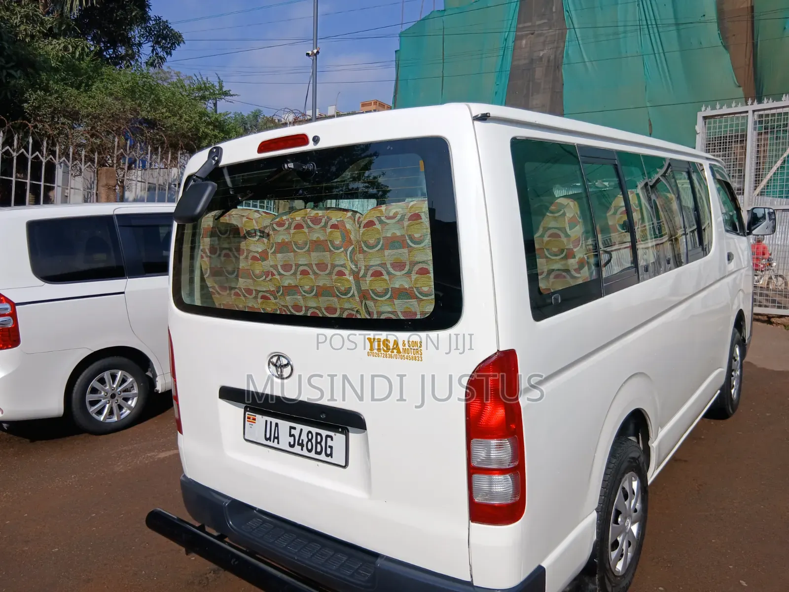 Toyota HiAce 2011 White