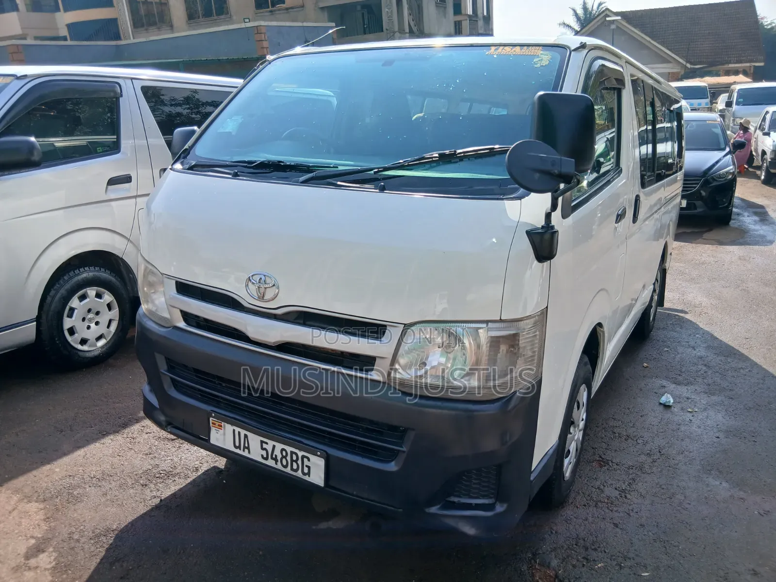 Toyota HiAce 2011 White