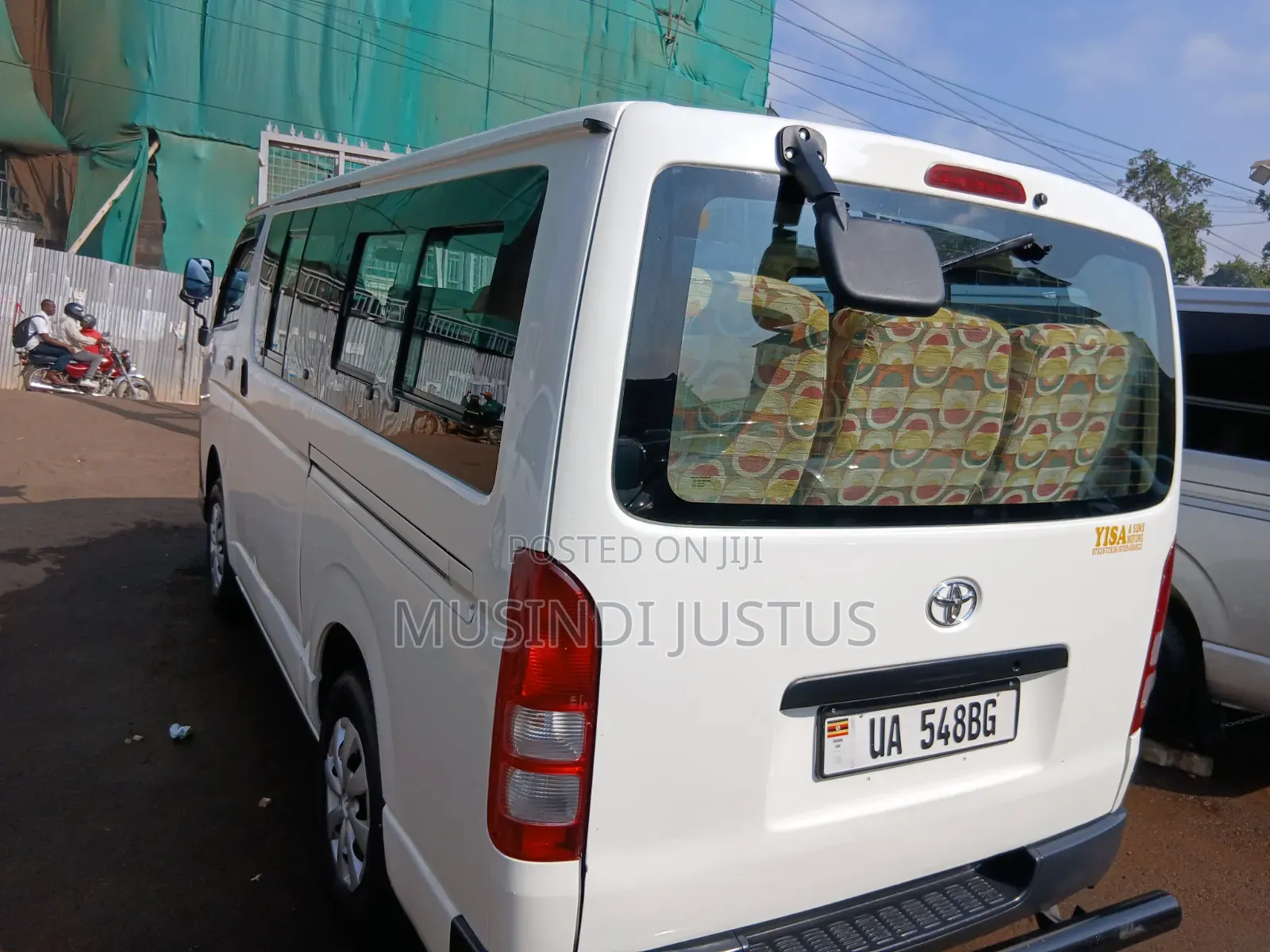 Toyota HiAce 2011 White