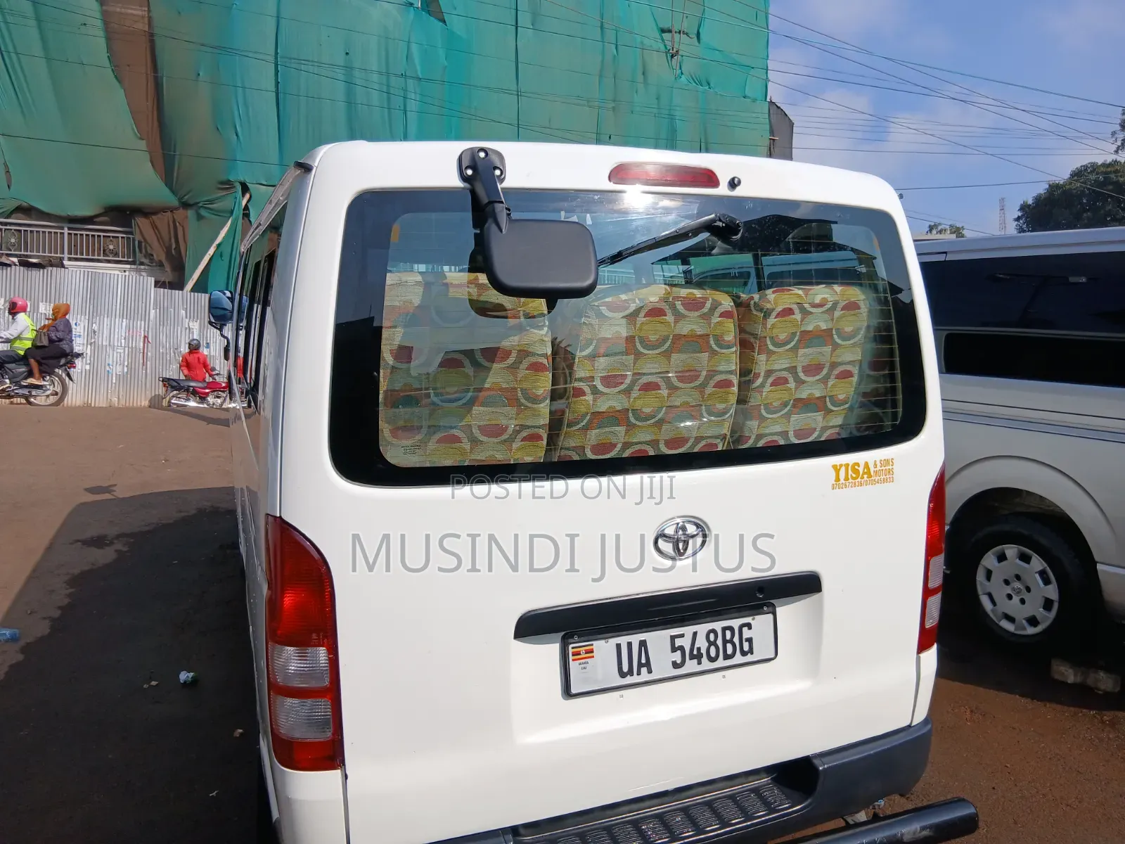 Toyota HiAce 2011 White