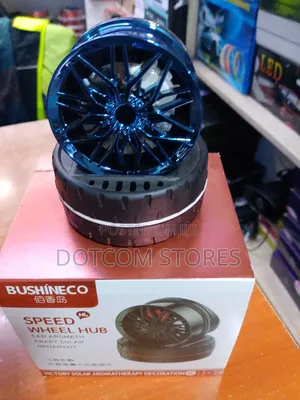 Bushingco Speed Wheel Hub Car Solar Aromatherapy Ornament