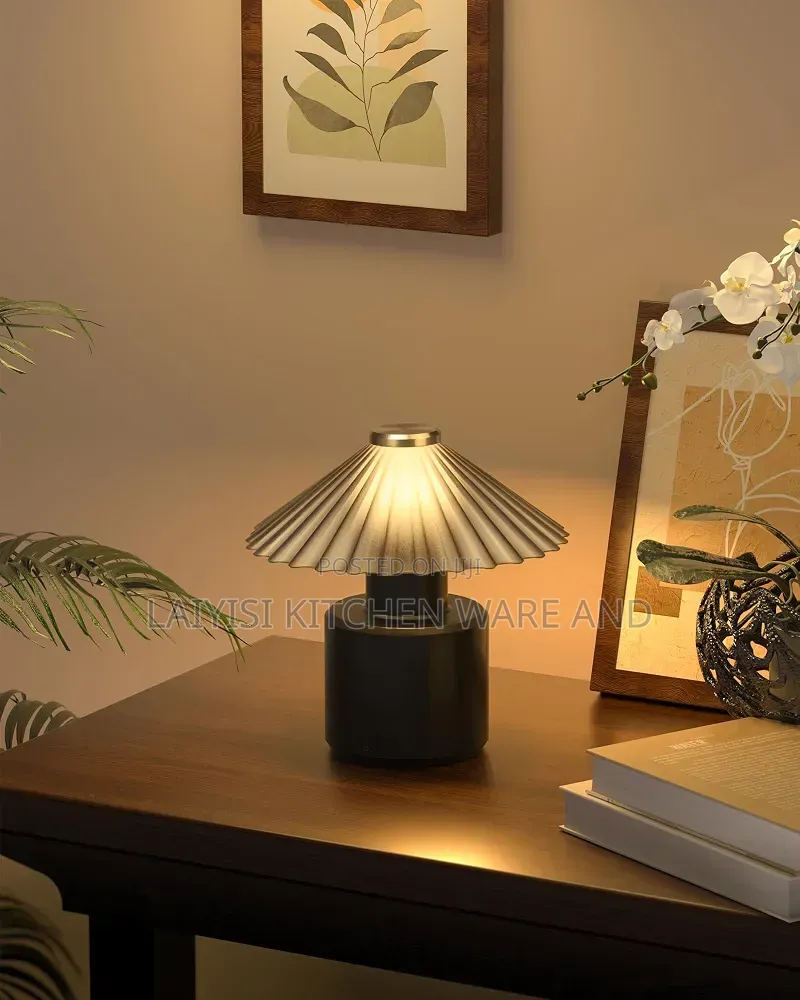 Rechargeable Mushroom Touch Night Light Cute Decorative Bedside Light
