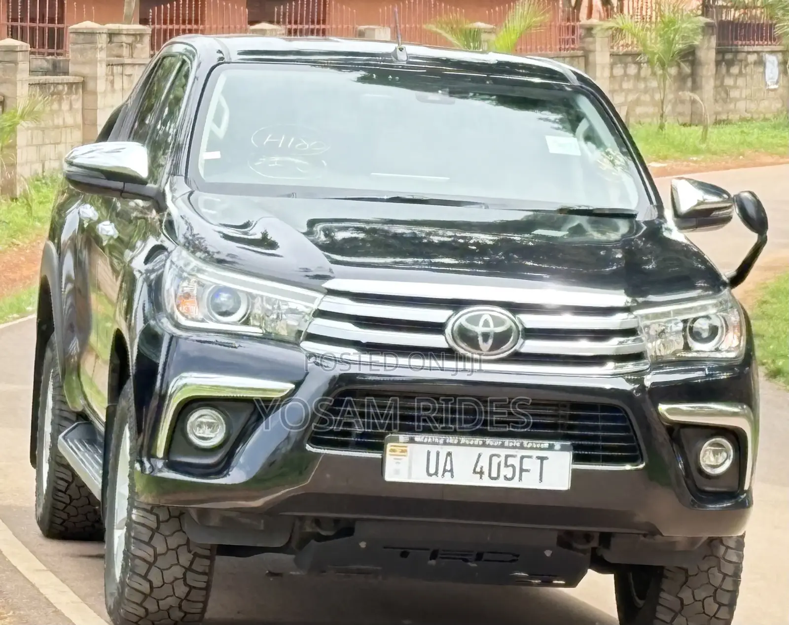 Toyota Hilux Revo Double Cab Deisel 2.4 AWD 2018 Black