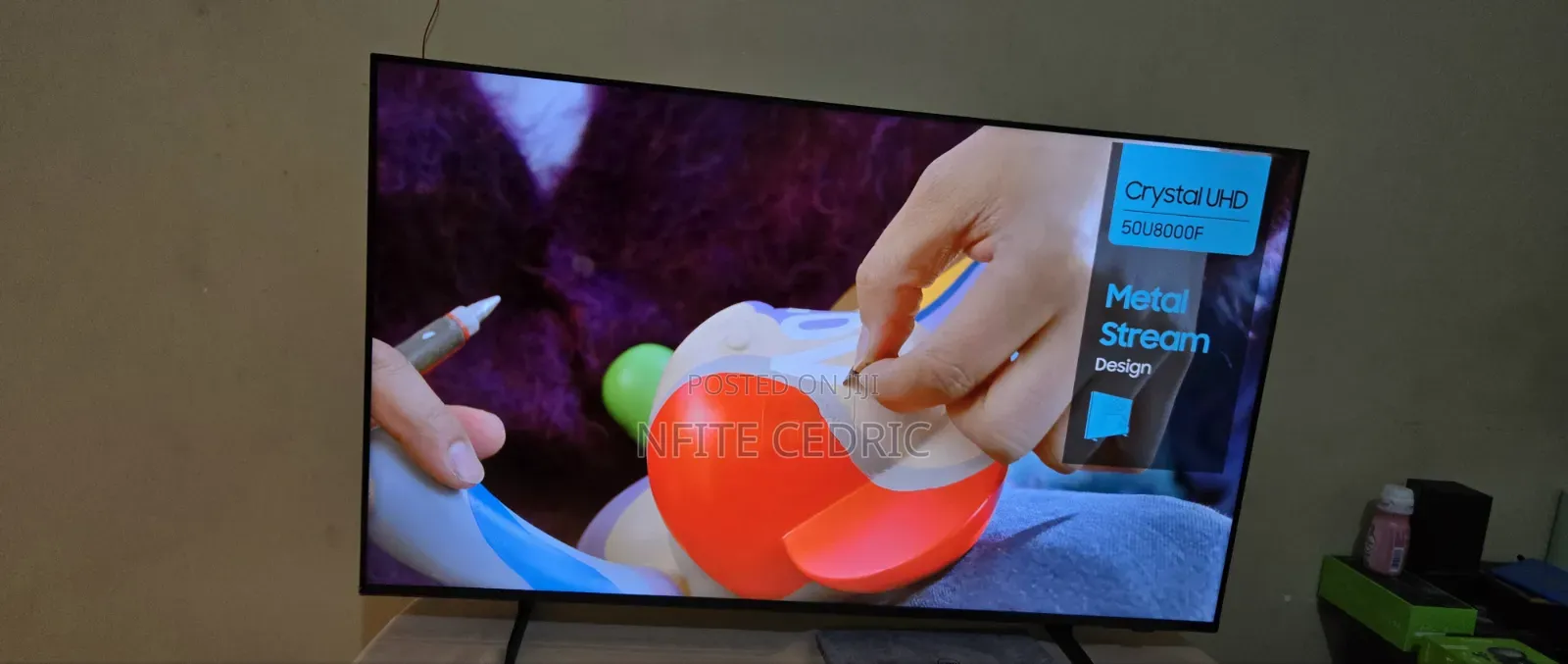 Samsung Crystal UHD 5OU8000F