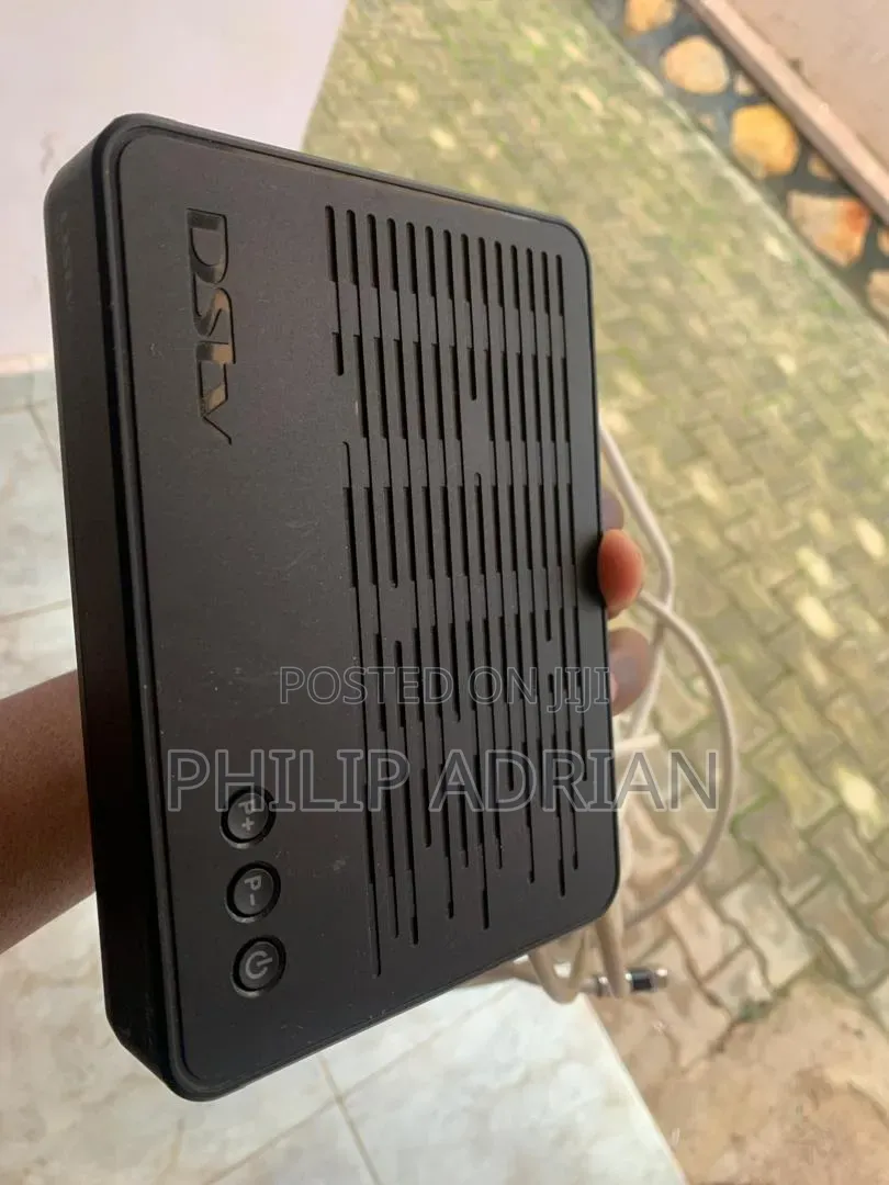 DSTV Decorder Plus Dish