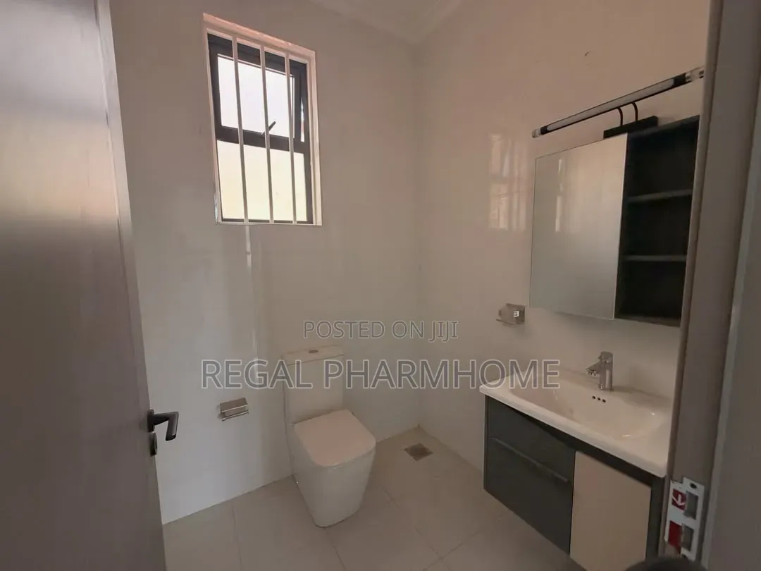 4bdrm Duplex in Kira, Central Division for sale