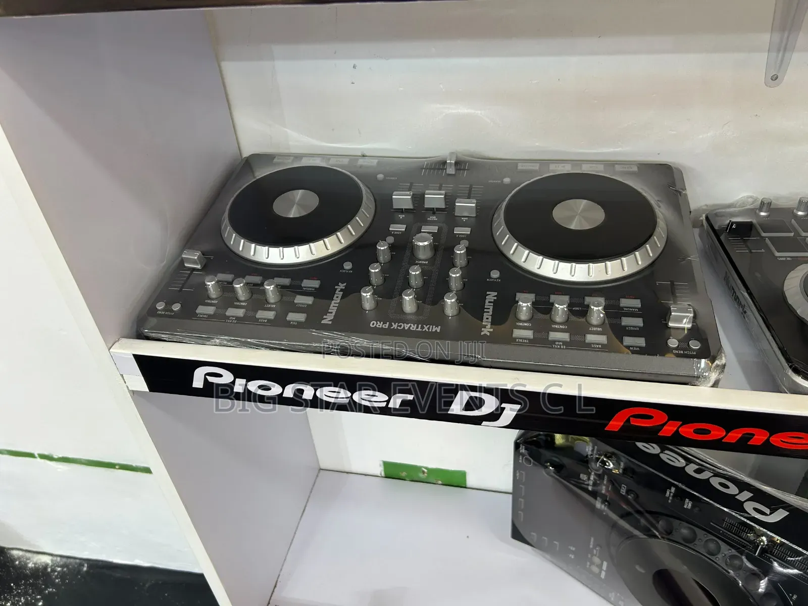 Numark Pro 1