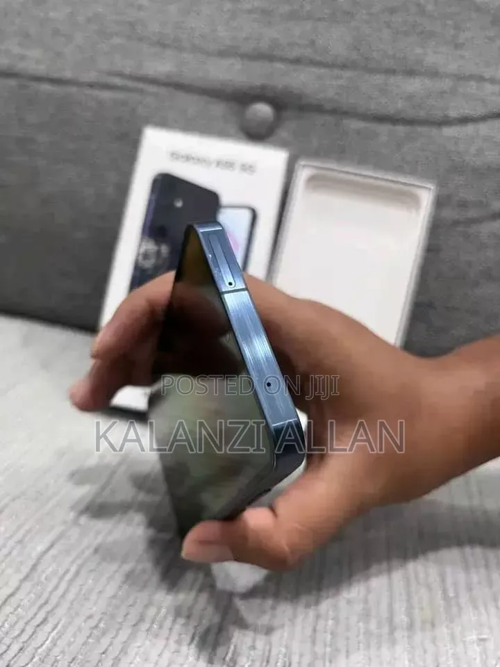 New Samsung Galaxy A55 256 GB Black