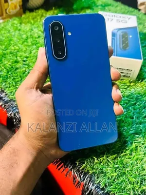 New Samsung Galaxy A17 5G 256 GB Blue