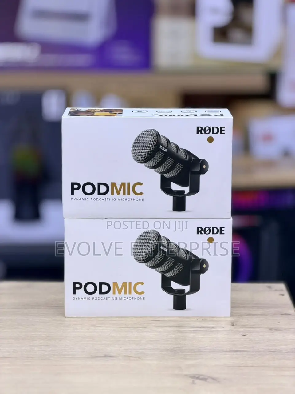 Rode PodMic Dynamic Podcasting Microphone XLR