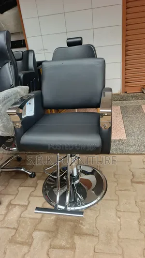 Ladies Saloon Chair