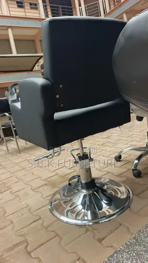 Ladies Saloon Chair