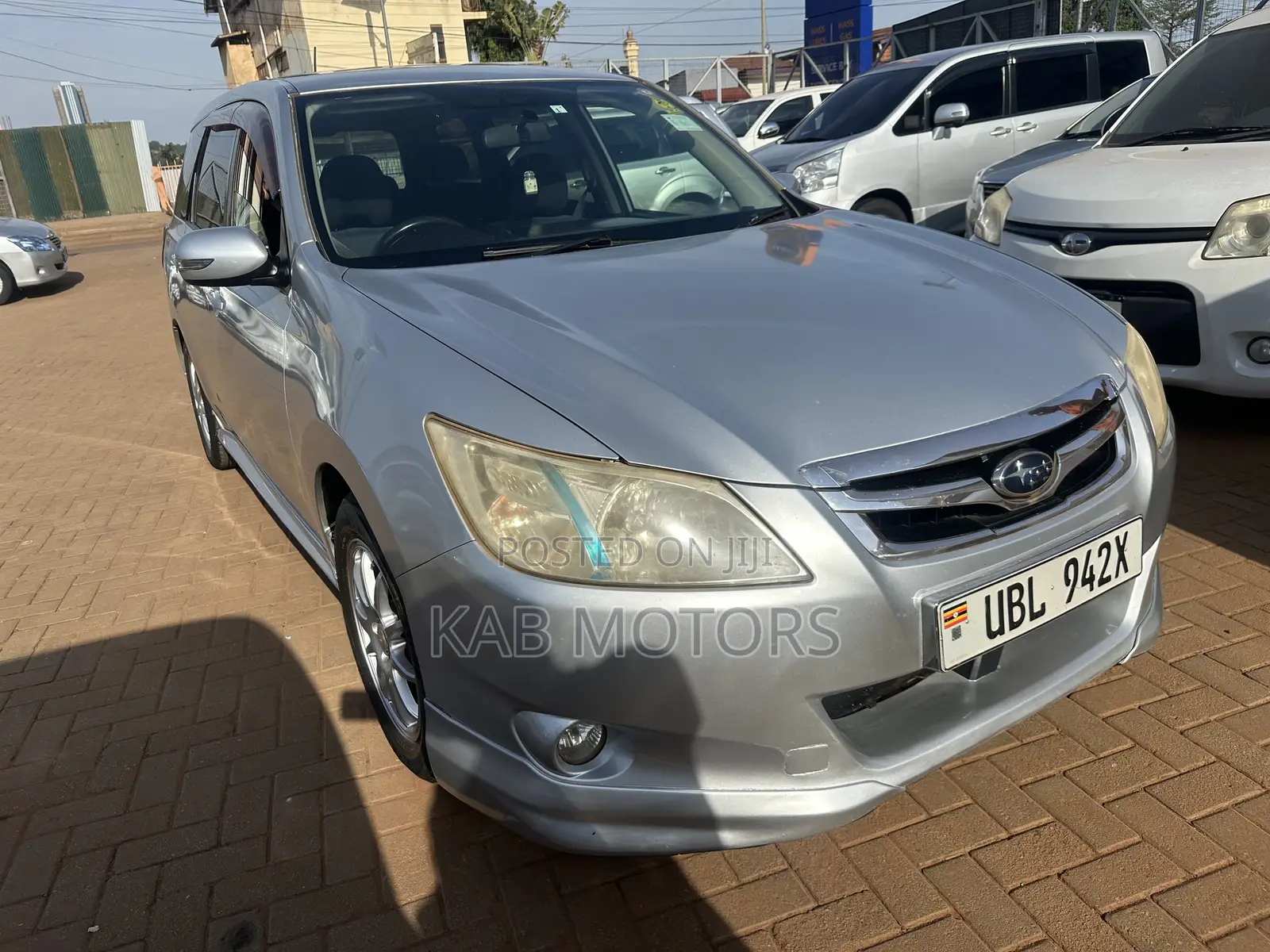 Subaru Exiga 2010 Silver