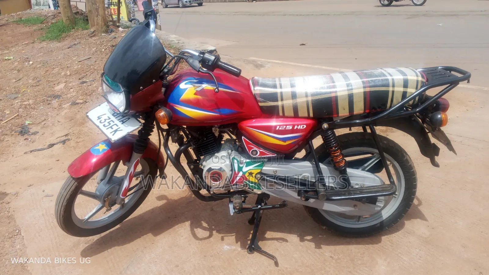 Bajaj Boxer 125 2024 Red