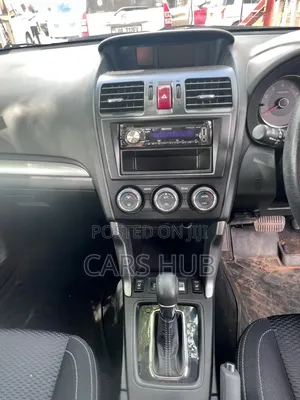 Subaru Forester 2.0D X 2012 White