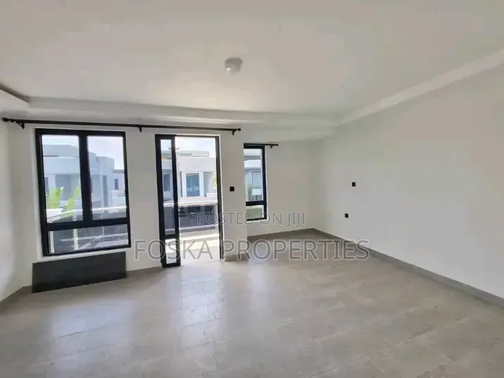 4bdrm Duplex in Bugolobi, Central Division for rent