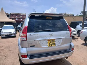 Toyota Land Cruiser Prado 2006 Silver