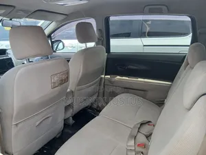 Toyota Passo Sette 2010 Maroon