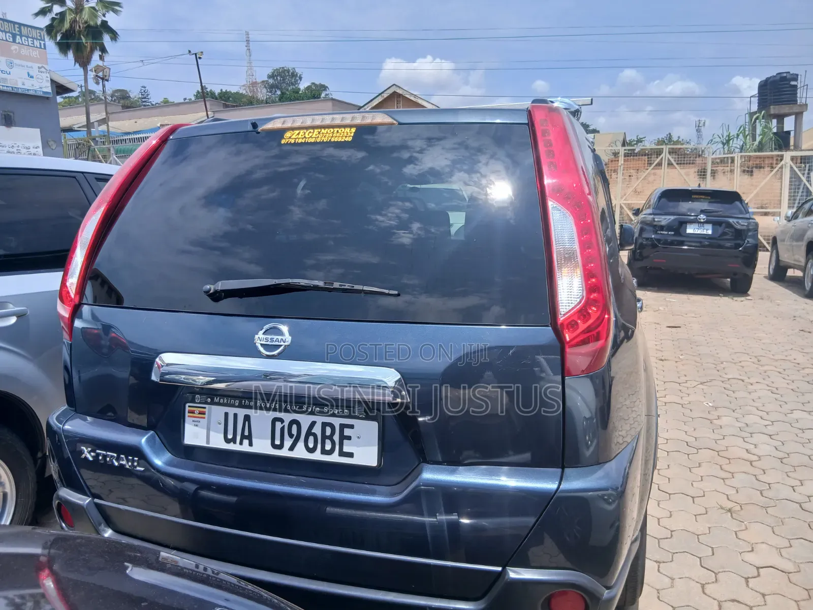 Nissan X-Trail 2010 Gray