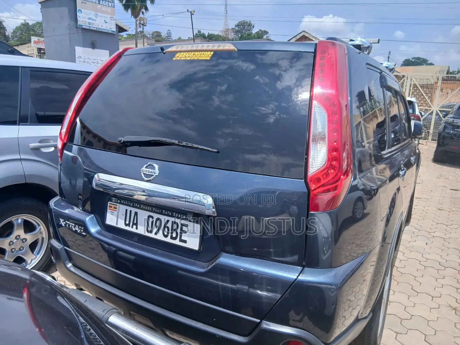 Nissan X-Trail 2010 Gray
