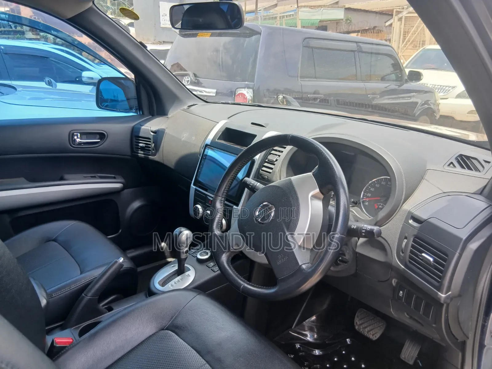 Nissan X-Trail 2010 Gray
