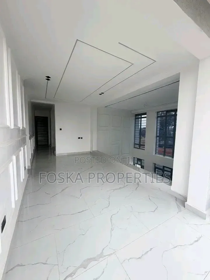 5bdrm Duplex in Kabalagala, Central Division for rent
