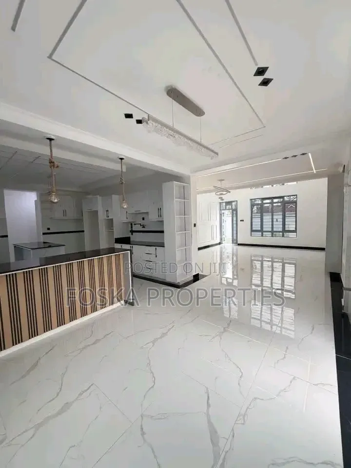 5bdrm Duplex in Kabalagala, Central Division for rent