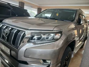 Toyota Land Cruiser Prado 2018 Gold