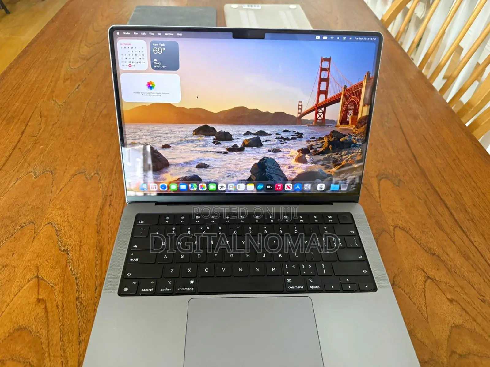 Laptop Apple MacBook Pro 2021 M1 16GB Apple M1 Pro SSD 512GB
