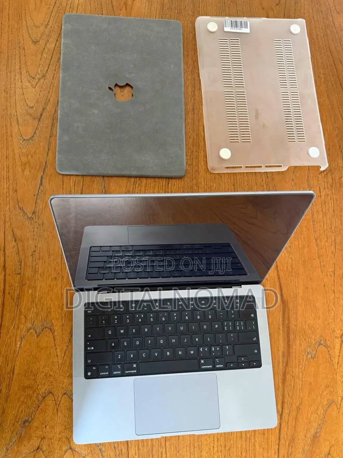 Laptop Apple MacBook Pro 2021 M1 16GB Apple M1 Pro SSD 512GB