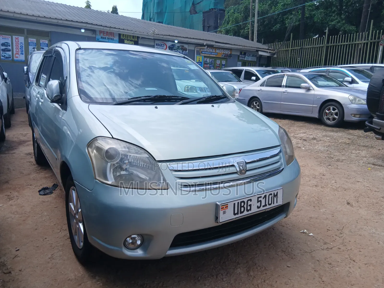 Toyota Raum 2006 Green