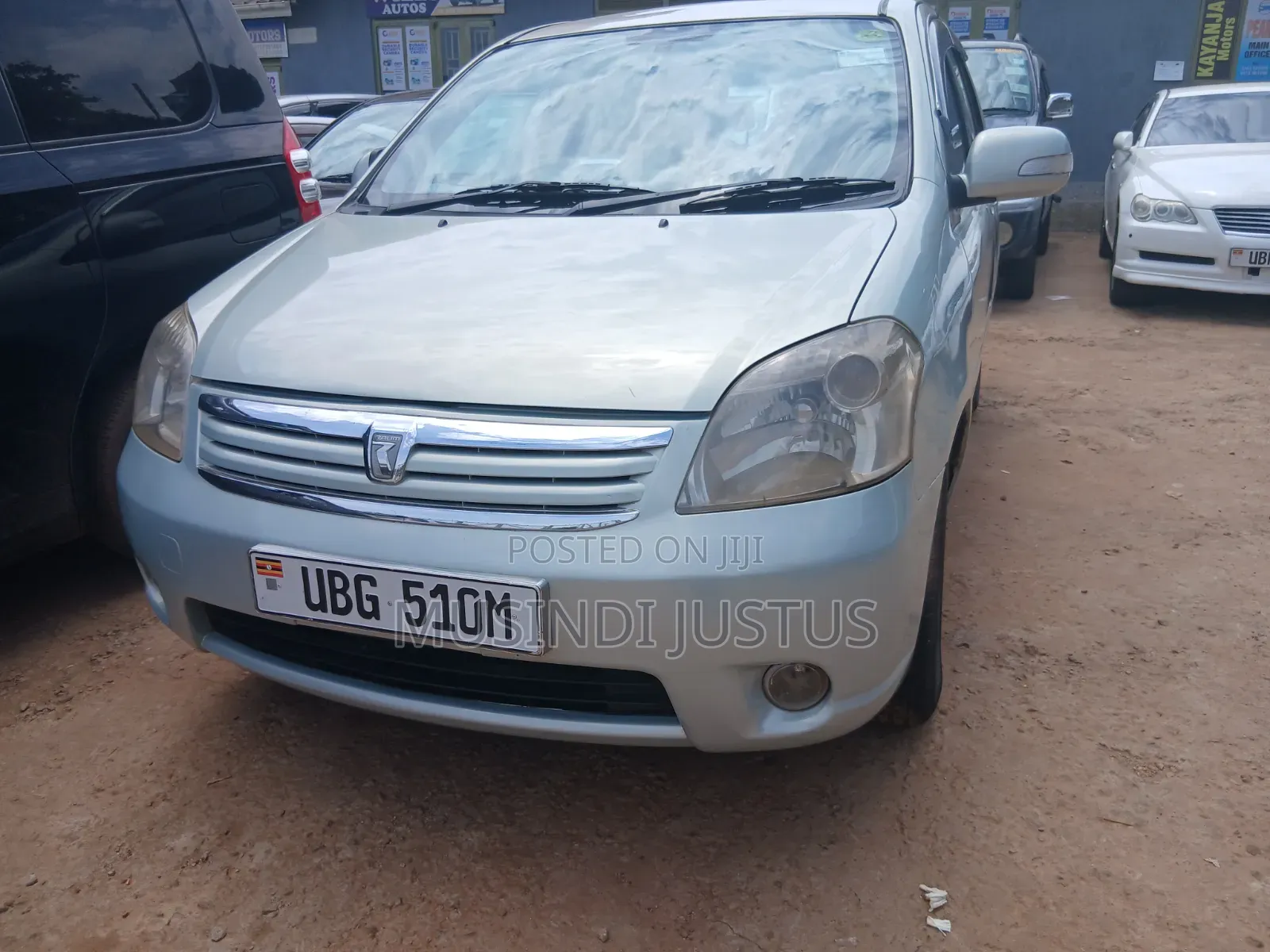 Toyota Raum 2006 Green