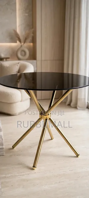 Modern Round Black Tempered Glass Table