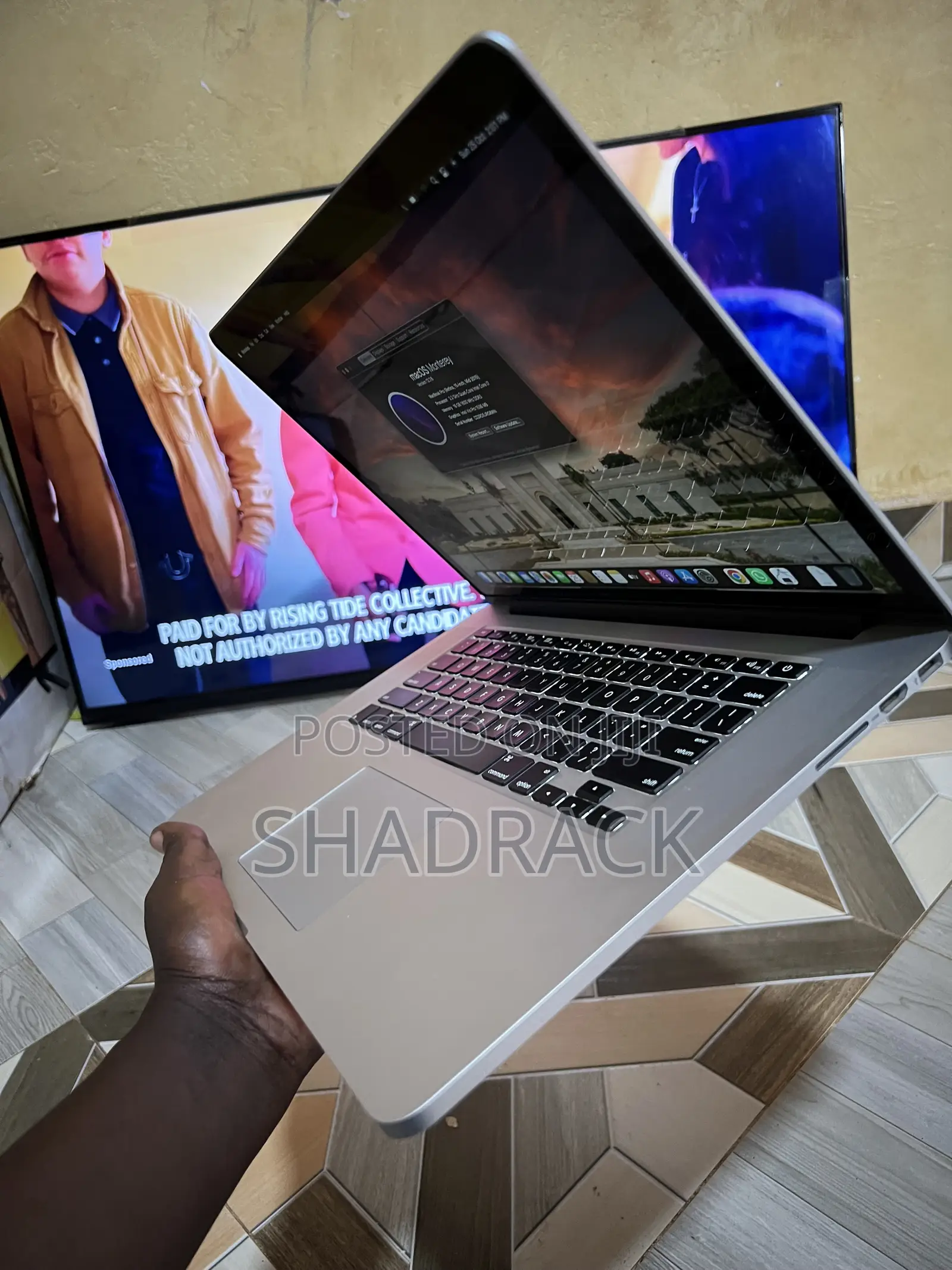Laptop Apple MacBook Pro 2015 16GB Intel Core i7 SSD 256GB