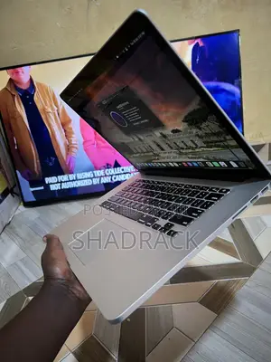 Laptop Apple MacBook Pro 2015 16GB Intel Core i7 SSD 256GB