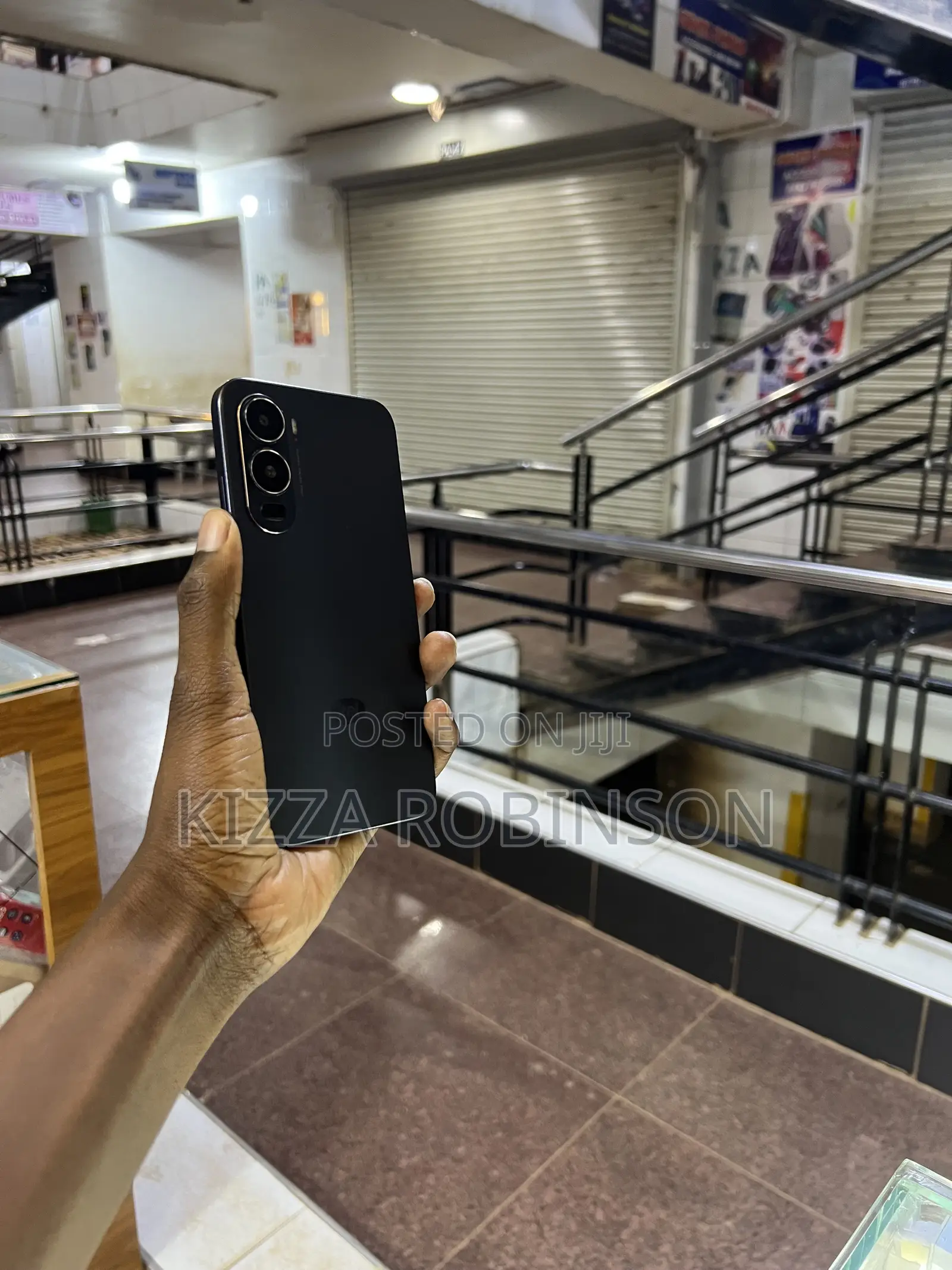 Itel City 200 128 GB Black
