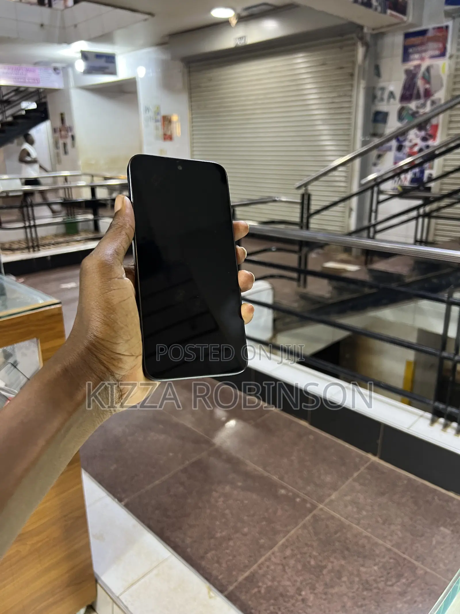 Itel City 200 128 GB Black