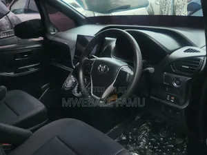 Toyota Noah 2014 Black