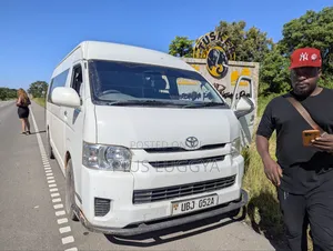 14seater Executive Van