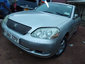 Toyota Mark II 2002 Silver