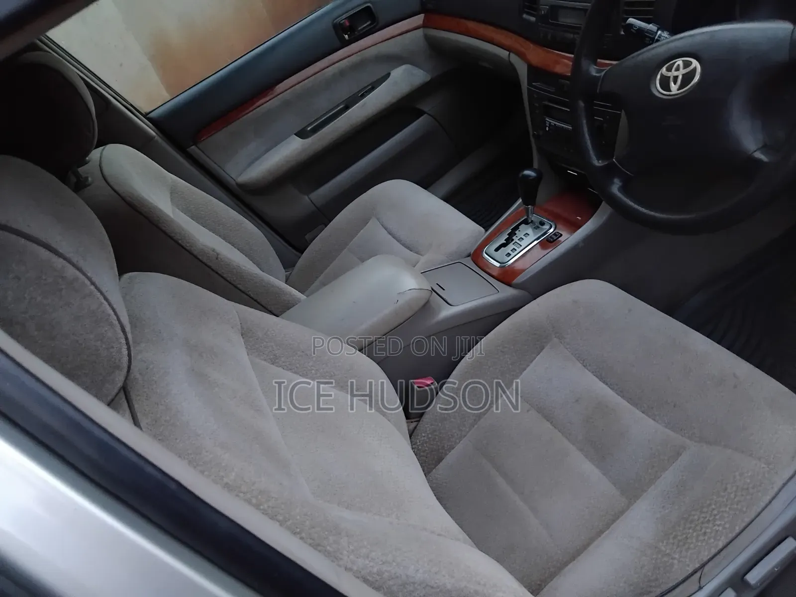 Toyota Mark II 2002 Silver