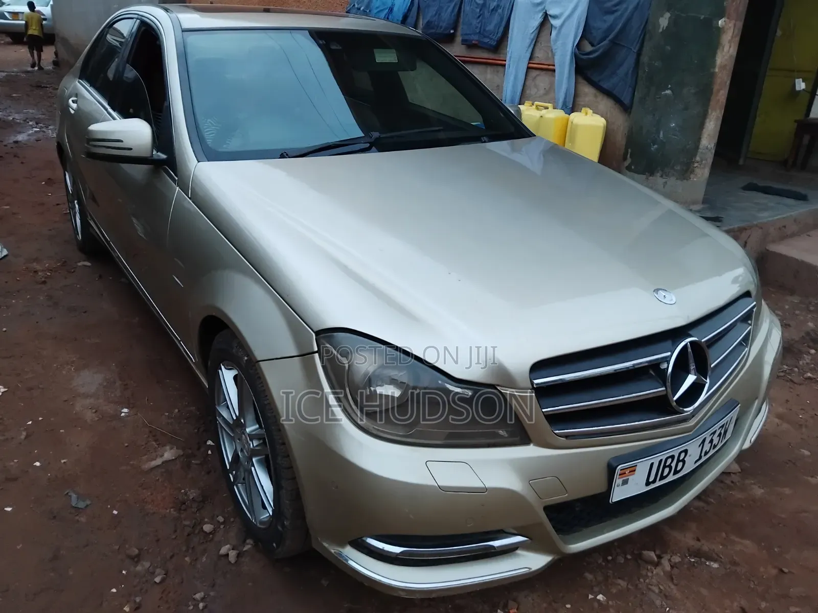 Mercedes-Benz C200 2013
