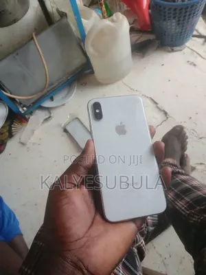 Apple iPhone X 256 GB White