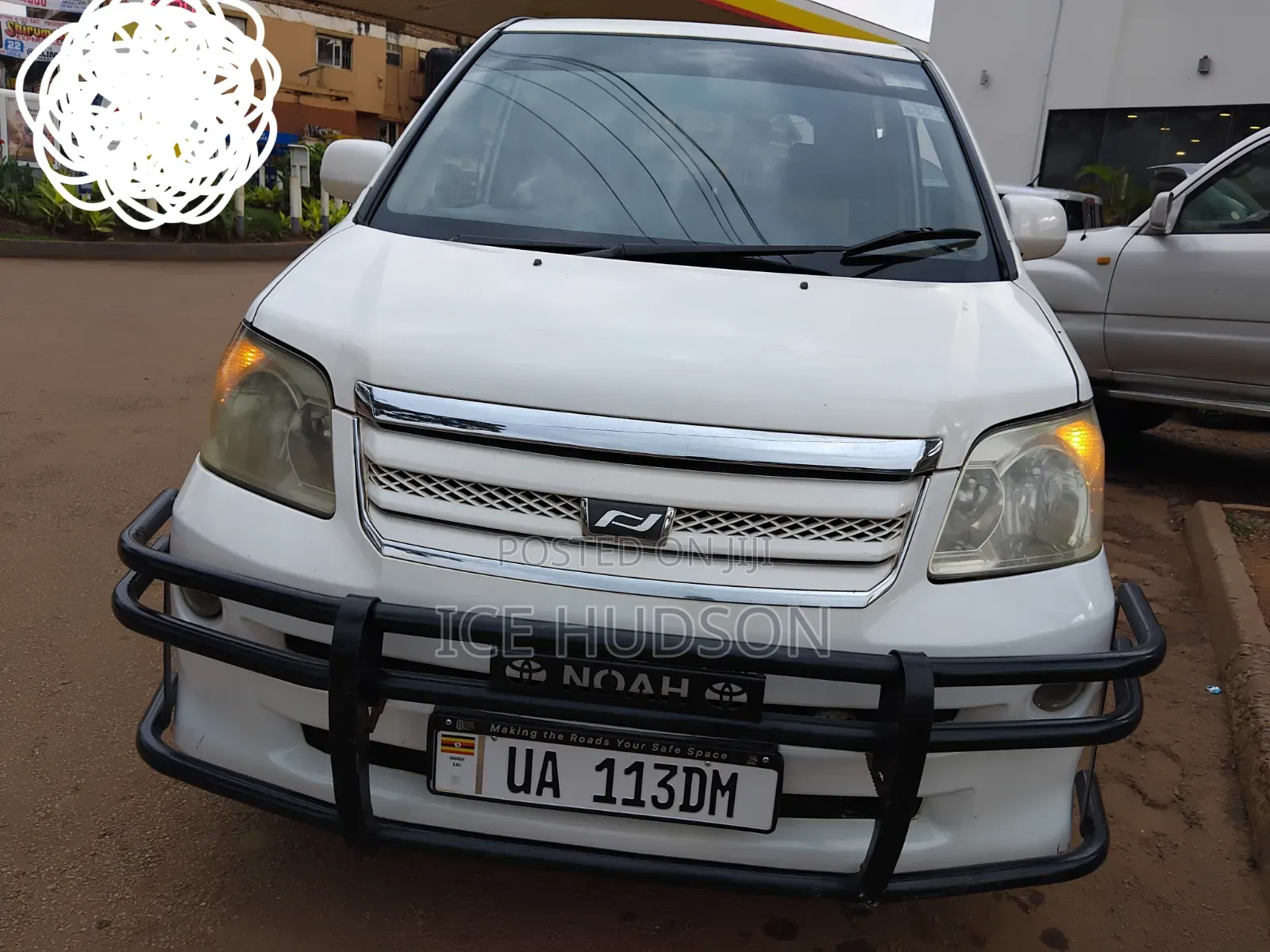 Toyota Noah 2006 White